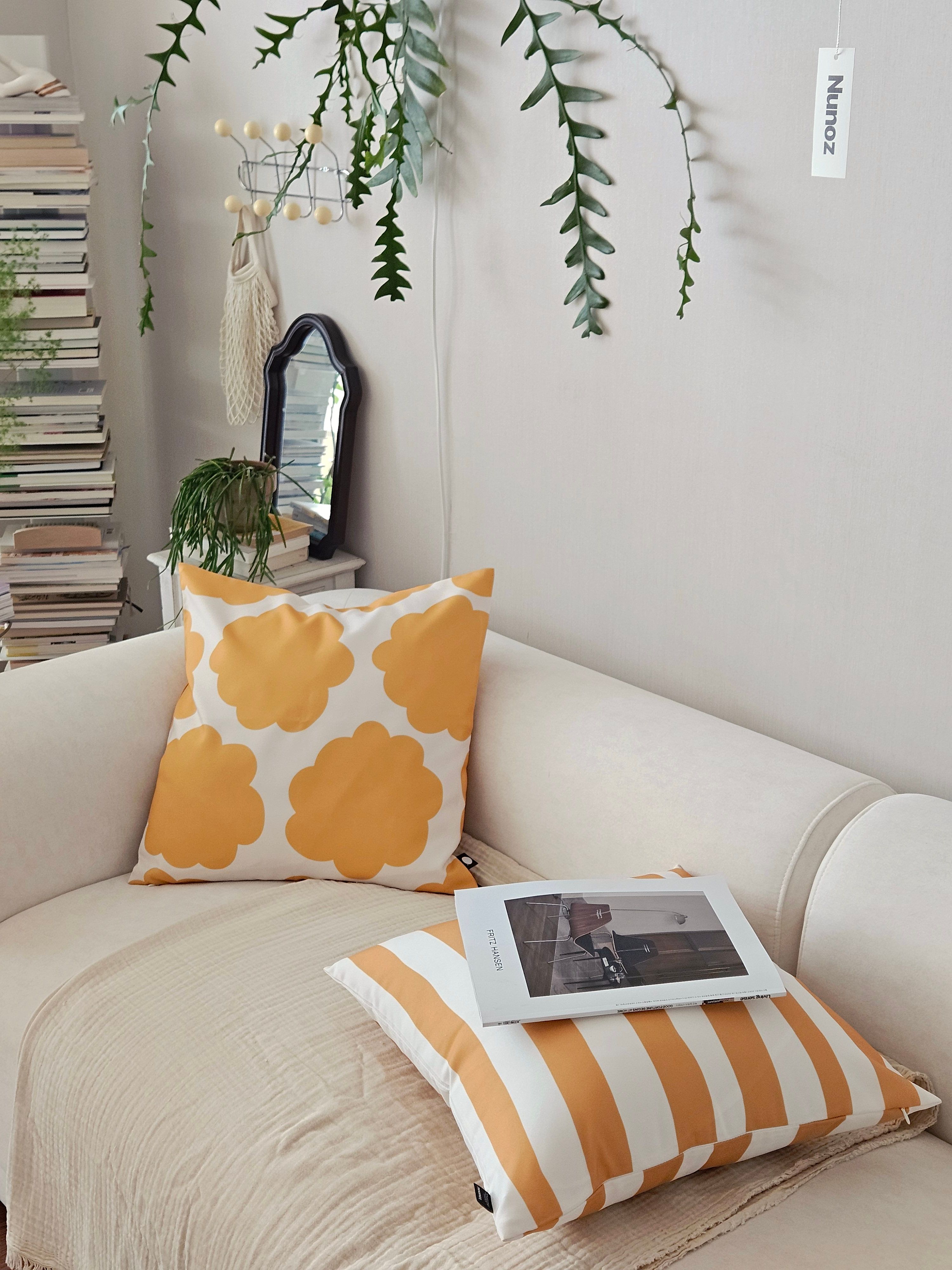 Flower in dreams Sunflower Yellow 쿠션 커버 인테리어